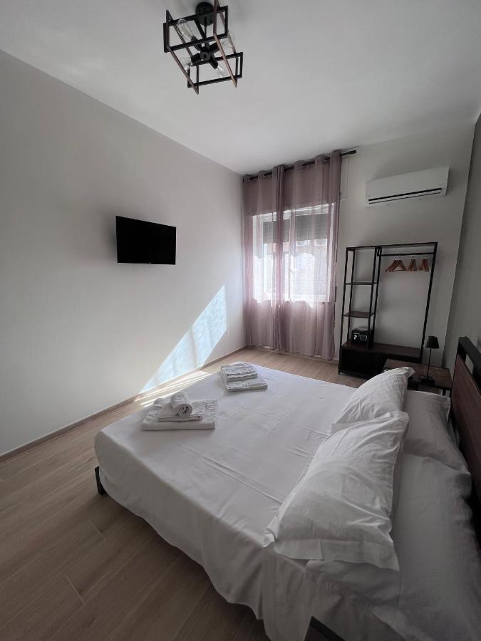 Medusa Duomo Guest House Naples Exterior photo